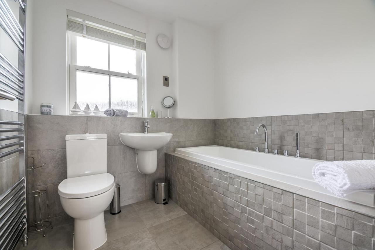 Milford Street - 5 Bedroom Luxurious Holiday Home - Saundersfoot Zewnętrze zdjęcie